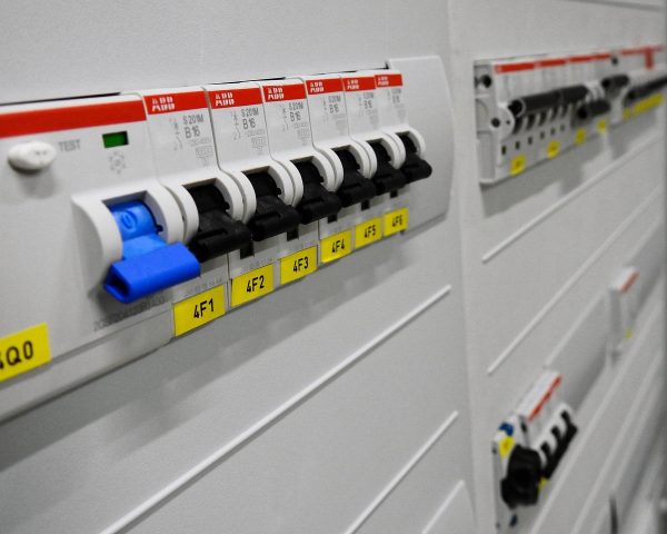 switchgear, switch cabinet, electro distributor-2069758.jpg